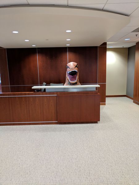 11frontdesk.jpg